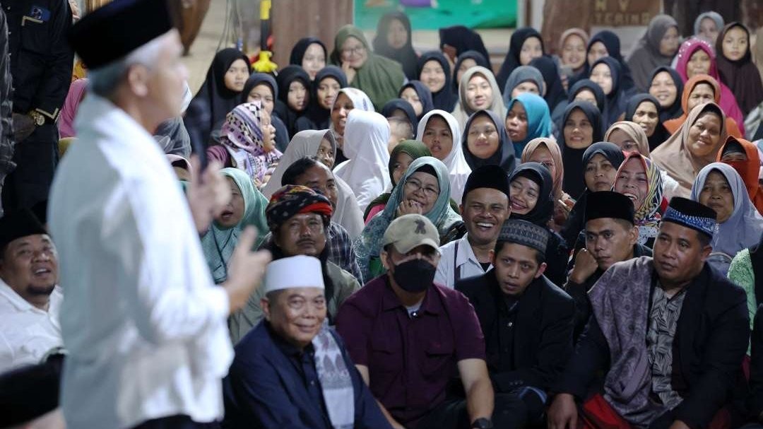 Usai Debat Capres terakhir, Ganjar Pranowo langsung melanjutkan safari politiknya ke Kabupaten Garut, Jawa Barat. (Foto: Dok BPN Ganjar-Mahfud)