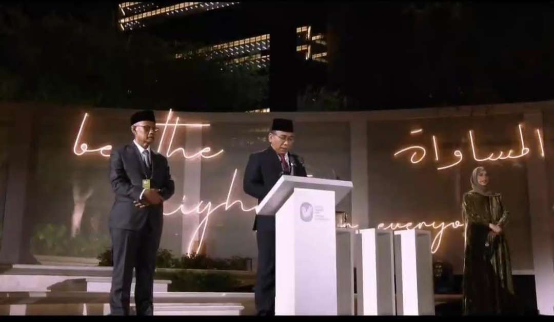 Ketua Umum Pengurus Besar Nahdlatul Ulama, KH Yahya Cholil Staquf saat menyampaikan sambutan. (Foto:hakim for ngopibareng. Id)