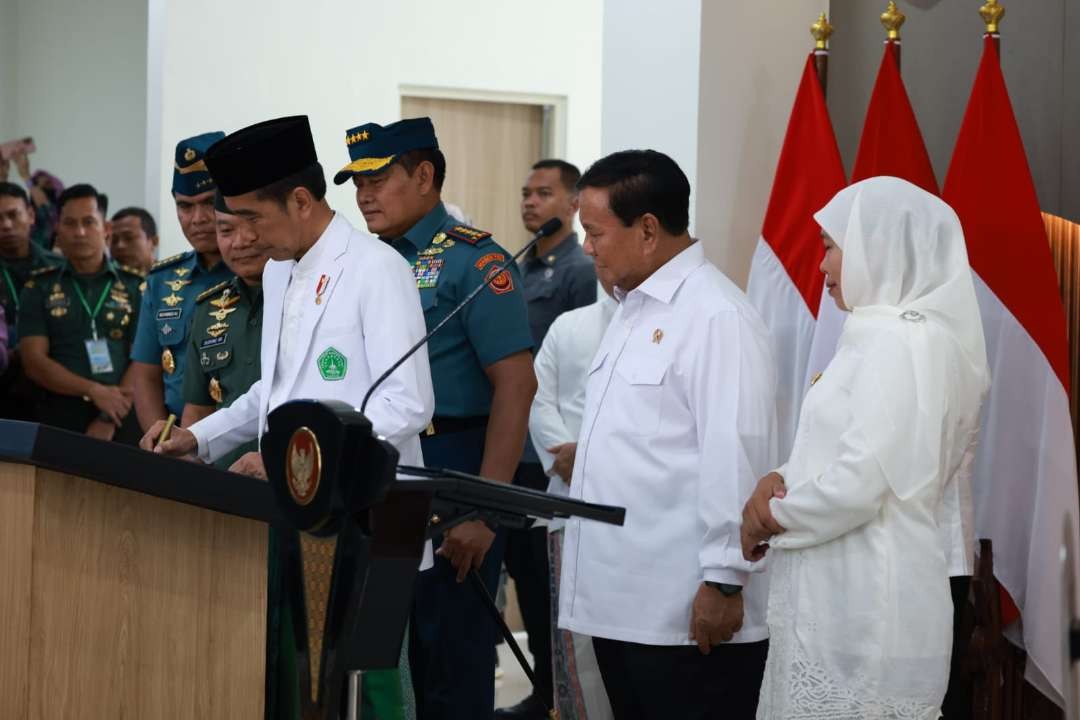 Presiden Joko Widodo meresmikan Rumah Sakit Pusat Pertahanan Negara (RS PPN) Panglima Besar Soedirman dan 20 Rumah Sakit TNI. (Foto: Setpres)