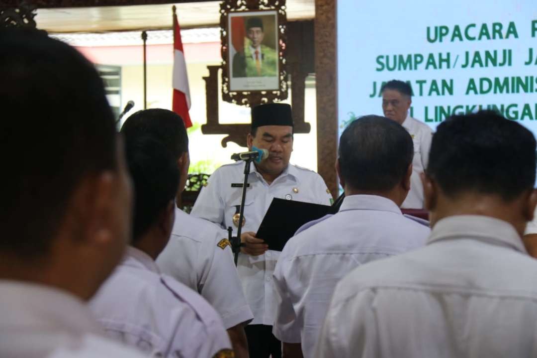 Bupati Blora Arief Rohman melantik tujuh Pejabat Eselon II. (Foto: Istimewa)