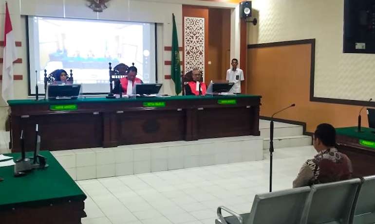 Sidang Kades Tarik di Pengadilan Negeri Sidoarjo, Jawa Timur. (Foto: Aini Arifin/Ngopibareng.id)
