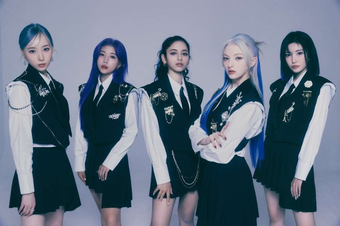 Formasi Girl Group X:IN (sumber: Kpop Database)