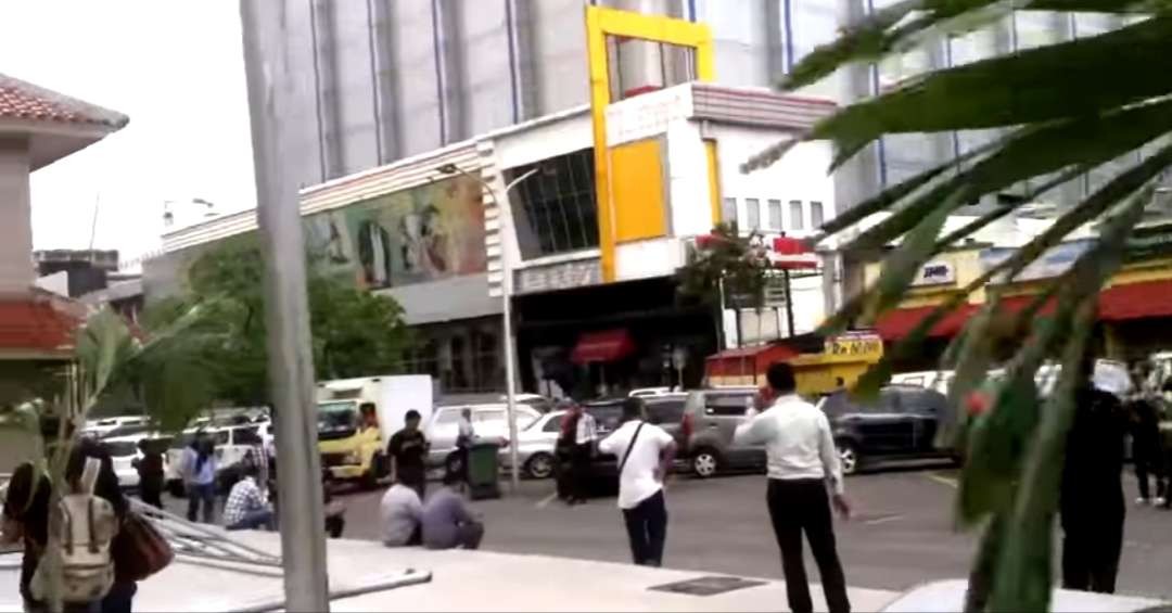 Tangkapan layar video hoax soal ledakan di Sarinah Jakarta Pusat. (Foto: YouTube Maybi Prabowo)