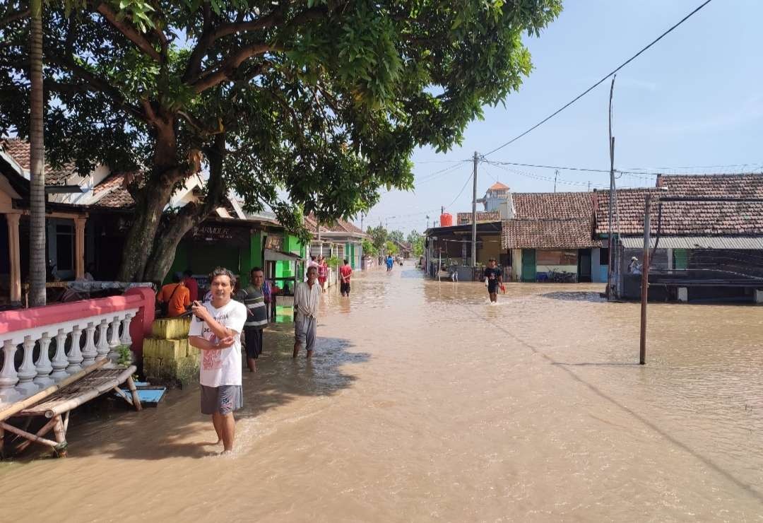 Banjir di Desa Wunut, Kecamatan Mojoanyar, Mojokerto.(Foto: Deni Lukmantara/Ngopibareng)
