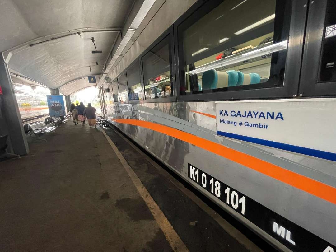 PT. KAI Daop 8 Surabaya mencatat sebanyak 3.044 penumpang naik kereta api jarak jauh di Stasiun Malang, Jumat 8 Maret 2024 hari ini. (Foto: Dok PT KAI Daop 8)