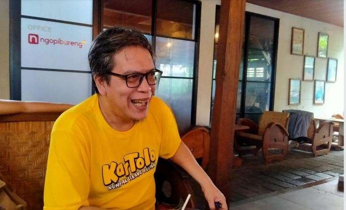 Ainun Ridho, sutradara sekaligus produser film Kartolo Numpak Terang Bulan saat berkunjung ke Kantor Ngopibareng.id. (Foto: Amir Tejo/Ngopibareng.id)