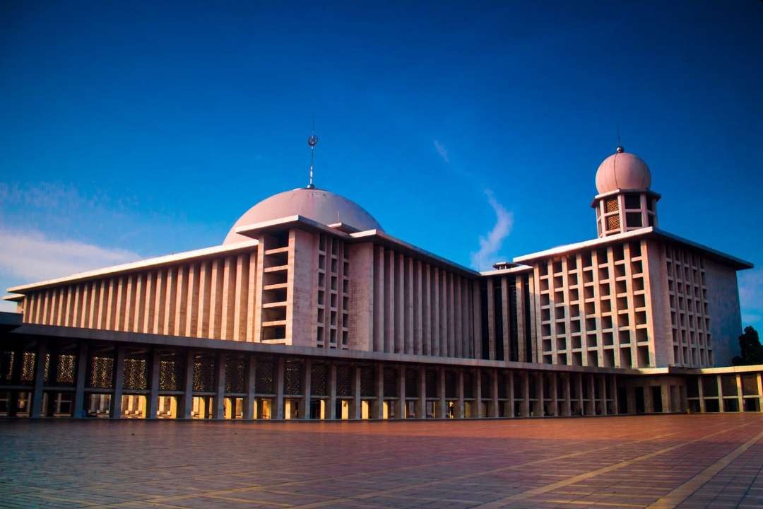 Masjid Istiqlal Jakarta gelar itikaf selama 10 hari di akhir Ramadan. (Foto: Instagram X)
