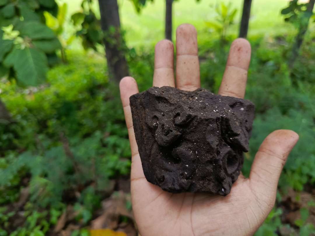 Peninggalan sejarah ditemukan di Mesigit Jipang Desa Jipang. (Foto: Ahmad Sampurno/ Ngopibareng.id)