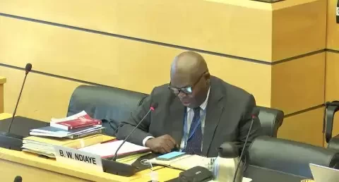 Anggota Komite HAM Perserikatan Bangsa-Bangsa (PBB), Bacre Waly Ndiaye asal Senegal, memberikan pernyataan dalam Sidang International Covenant on Civil and Political Rights (ICCPR) di Jenewa, Swiss pada Selasa, 12 Maret 2024. (Foto: Tangkapan Layar)
