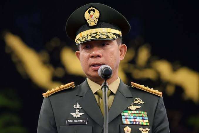 Panglima TNI Jenderal Agus Subiyanto menjelaskan daerah dengan kerawanan tinggi saat Pilkada November 2024. (Foto: Setkab)