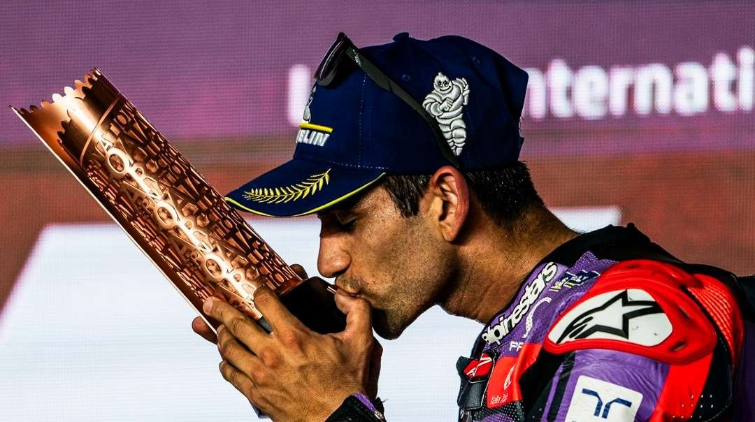Jorge Martin menang di MotoGP Portugal 2024. (Foto: X/@pramacracing)