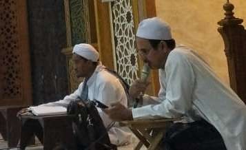 Tadarus Al-Quran pada bulan Ramadan di masjid. (Foto: ilustrasi)