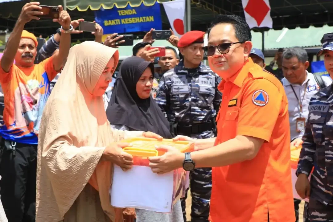 Pj Gubernur Jawa Timur Adhy Karyono menegaskan, pemenuhan kebutuhan dasar korban gempa di Pulau Bawean menjadi prioritas utama. (Foto: Dok Prov Jatim)