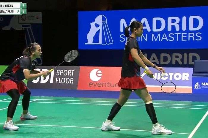 Ganda putri Indonesia, Febriana Dwipuji Kusuma/Amallia Cahaya Pratiwi gagal juarai Spain Masters 2024 setelah kalah dari unggulan pertama asal Jepang. (Foto: BWF TV)