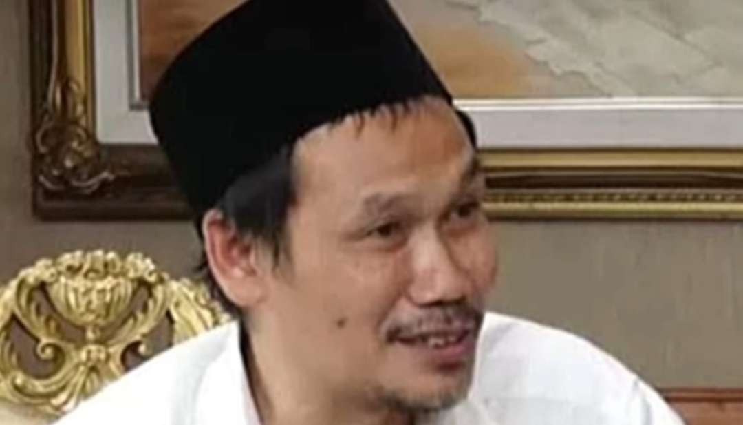 KH Ahmad Bahauddin Nursalim (Gus Bah), Pengasuh Pesantren Al-Quran di Barusan, Rembang, Jawa Tengah.(Foto:dok/ngopibareng.id)san