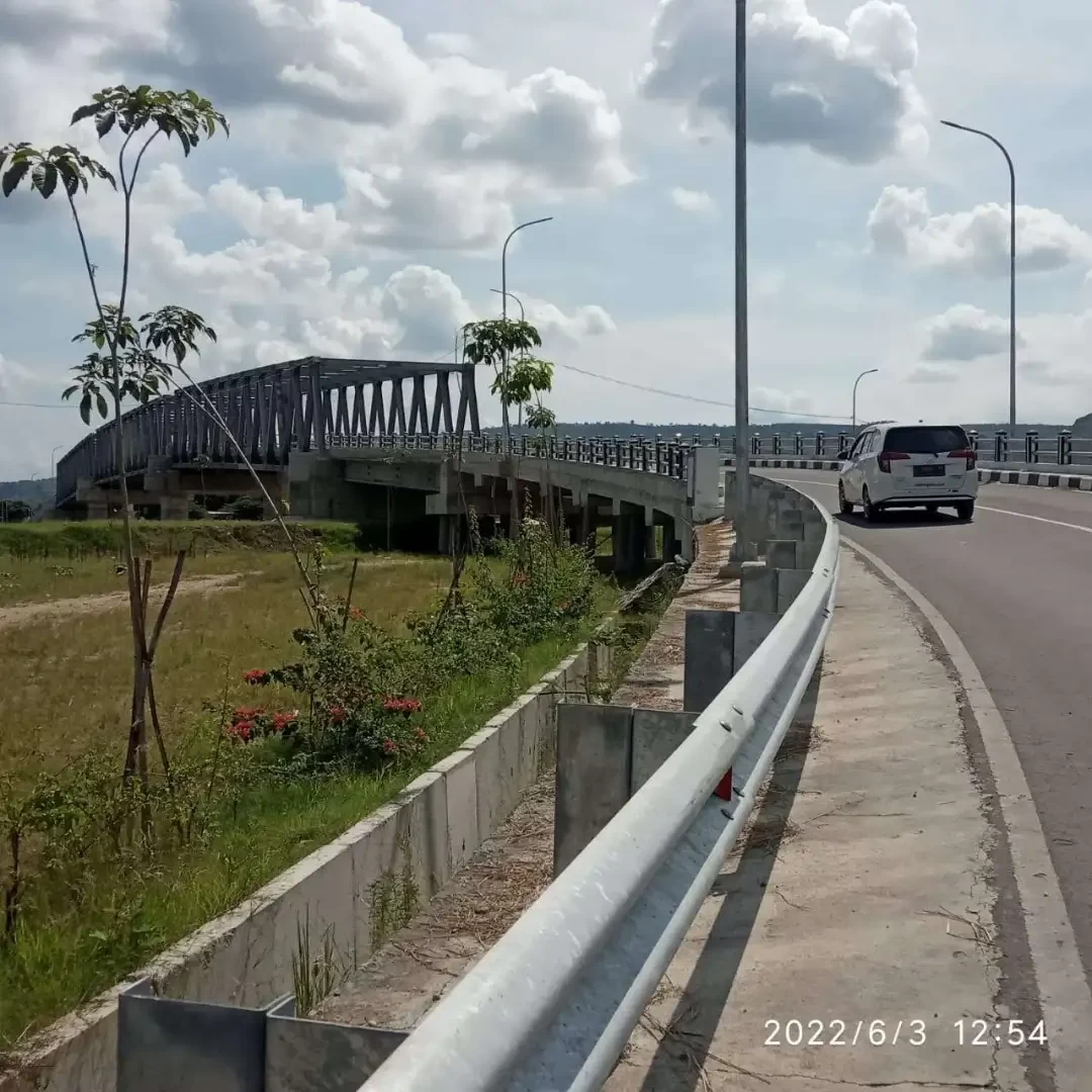 Jembatan Kare (Kanor-Rengel) atau Jembatan Terusan Bojonegoro Tuban.(Foto: Sujatmiko/Ngopibareng.id)