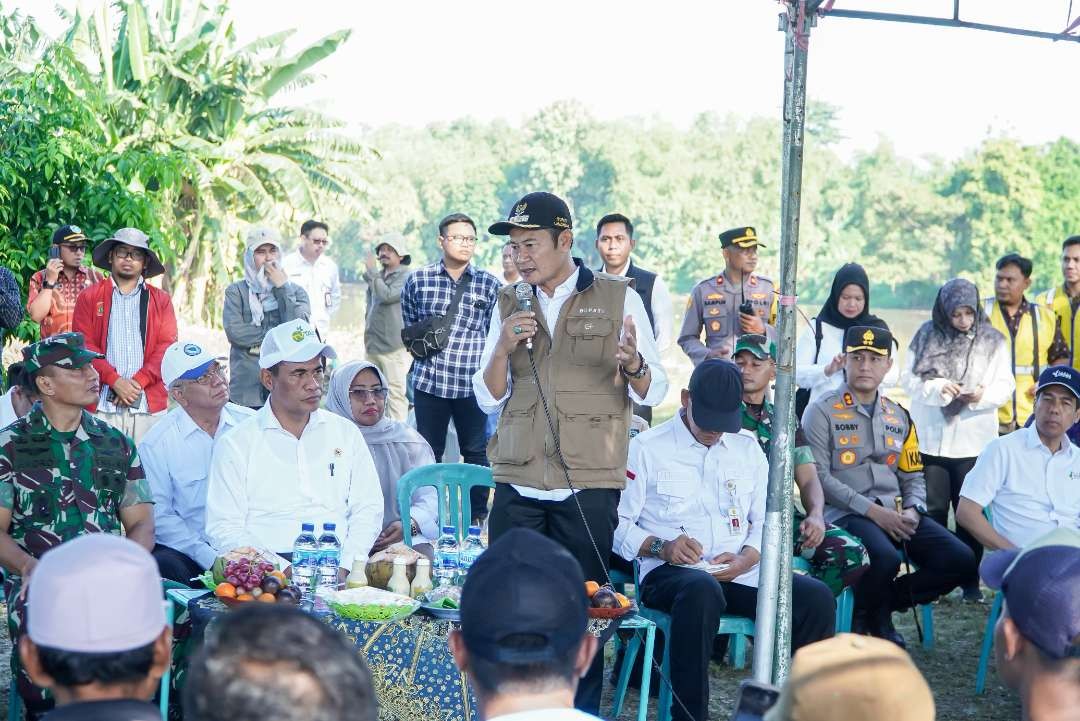 Mentan RI Andi Amran saat berkunjung di Lamongan (Foto : Istimewa)