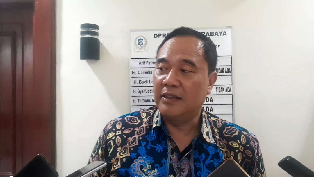 Kepala Dinas Lingkungan Hidup Kota Surabaya, Dedik Irianto. (Foto: Julianus Palermo/Ngopibareng.id)