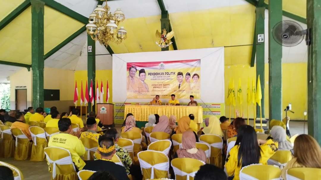 Rapimda DPD Partai Golkar Banyuwangi untuk menjaring bacabup dan bacawabup. (Foto: Muh Hujaini/Ngopibareng.id)