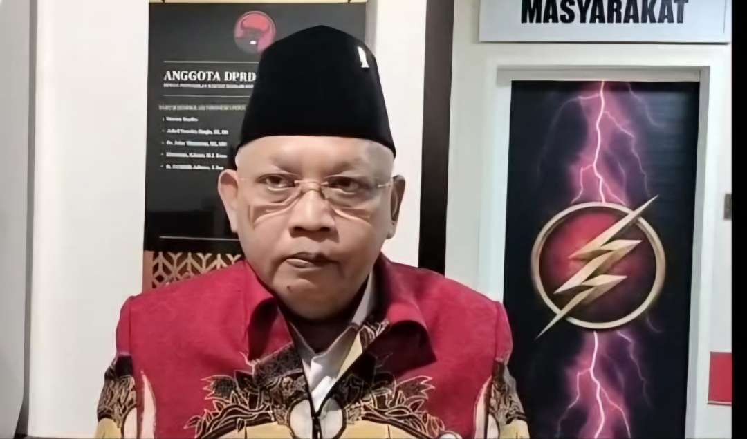 Wakil Ketua Panitia Khusus LKPj Walikota Surabaya 2023, Tri Didik Adiono. (Foto: Julianus Palermo/Ngopibareng.id)