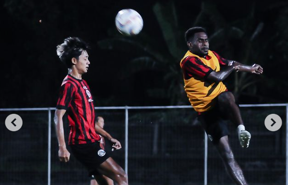 Arema FC berada di peringkat 15 klasemen sementara Liga 1 Indonesia. Klub berjuluk Singo Edan ini berharap mencuri poin dari dua pertandingan tersisa. (Foto: Instagram)