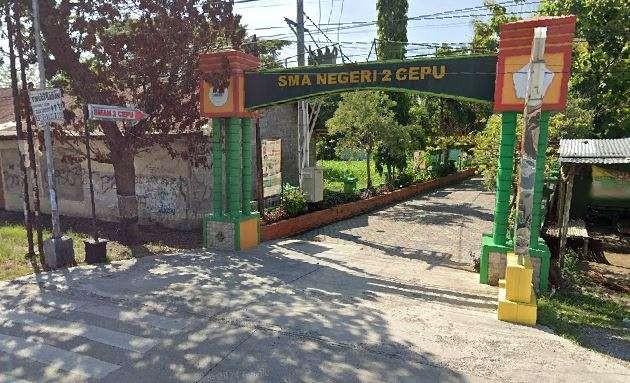 SMA Negeri 2 Cepu diduga terjadi praktik pungli. (Foto: Ahmad Sampurno/ngopibareng.id)
