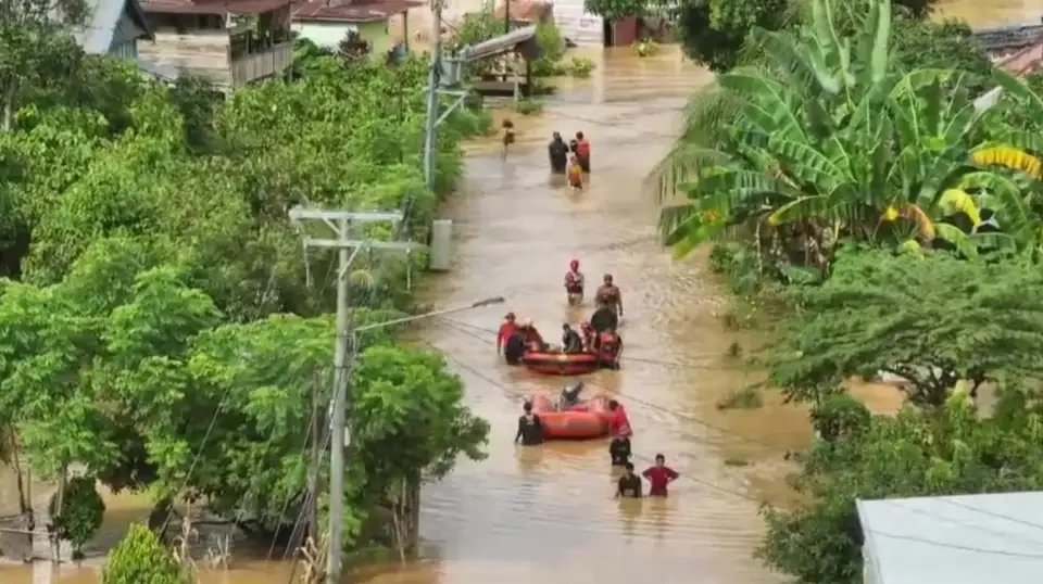 Bencana banjir bandang dan tanah longsor yang melanda Kabupaten Luwu, Sulawesi Selatan pada Jumat, 3 Mei 2024 dini hari, telah merenggut 14 jiwa. (Foto: Ant)