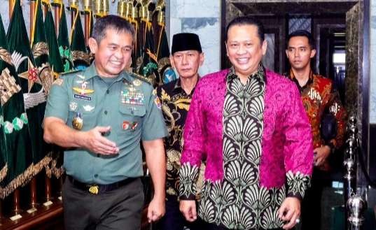 Bamsoet usai bertemu Kepala Staf Angkatan Darat (KSAD) Jenderal TNI Maruli Simanjuntak di Jakarta( Foto: Istimewa)