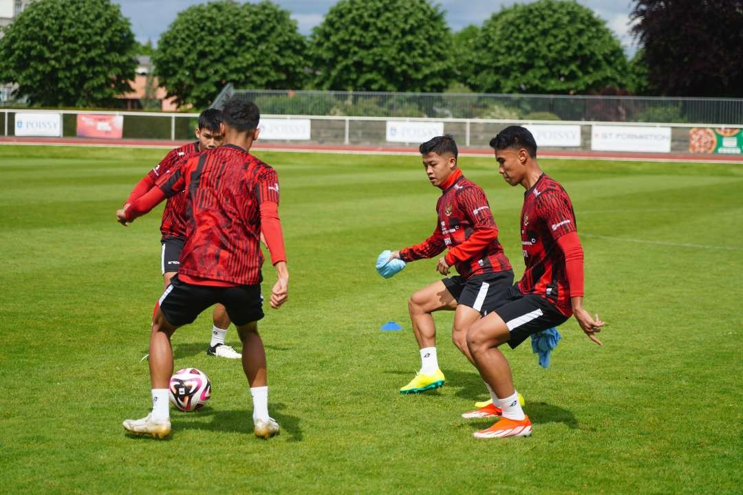 Tempat latihan Timnas Indonesia U-23, Stade de Langrange, dianggap kurang representatif oleh Shin Tae-yong