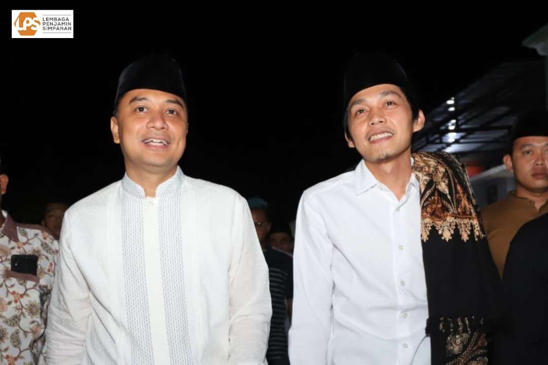 Walikota Surabaya Eri Cahyadi bersama K.H. Agus Muhammad Iqdam Kholid atau Gus Iqdam. (Foto: Humas Pemkot Surabaya)